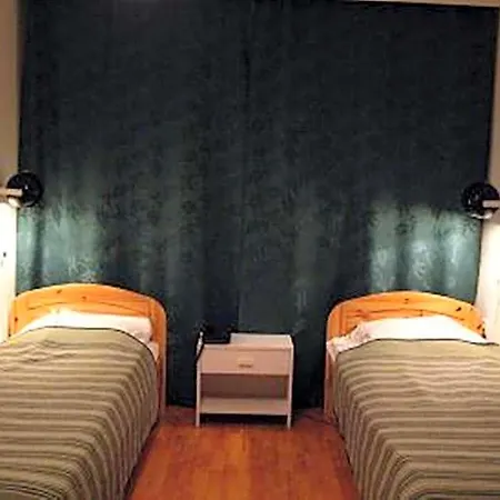 Nepi Hotell 2*